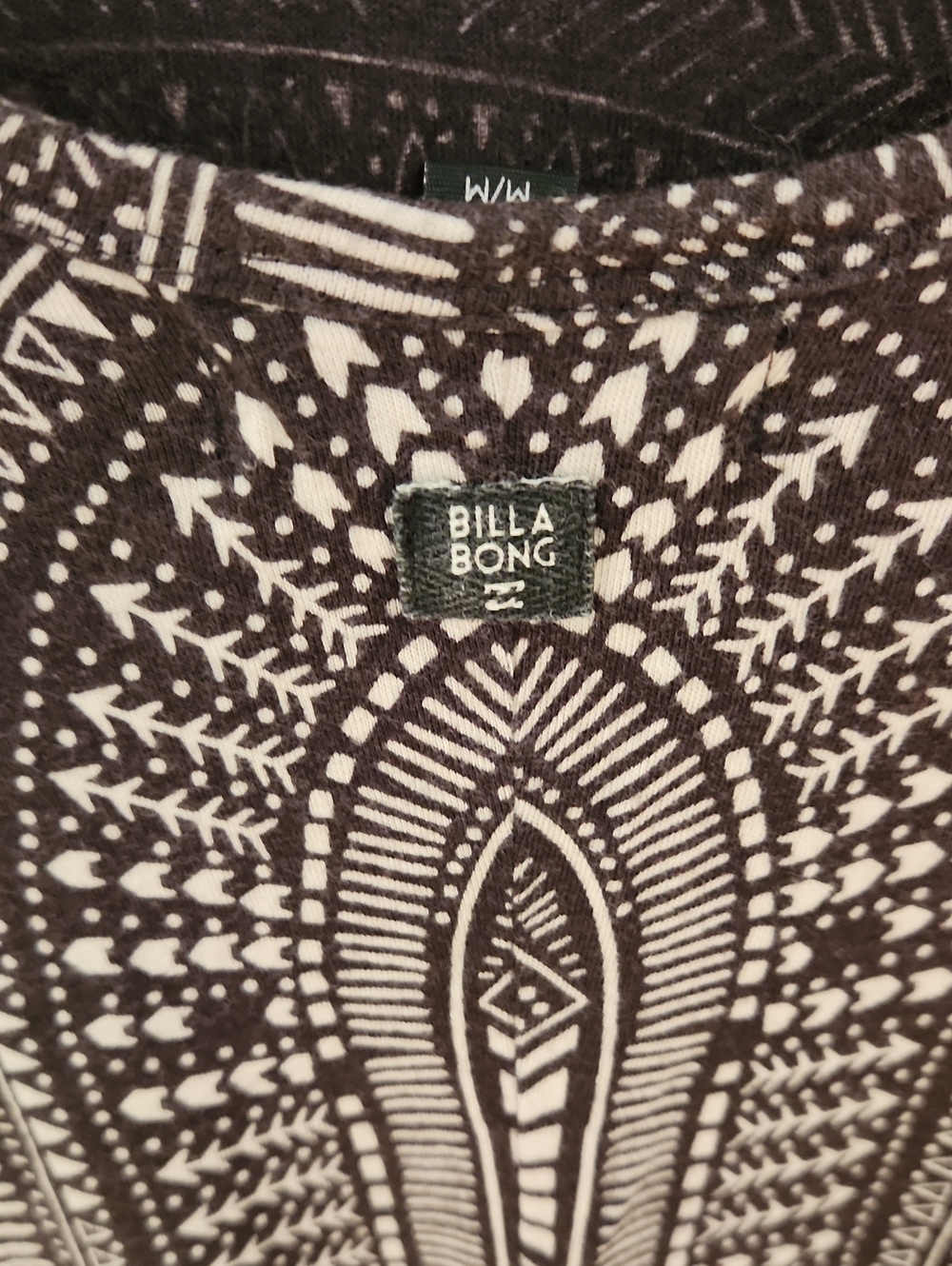 Low Cut Back Patterned Dress - Picture 3 of 6